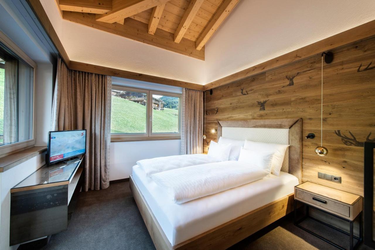 Chalet Chalet's Alpenjuwel Tux